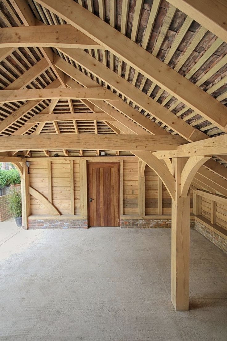 Charpente traditionnelle en bois massif - Maison de campagne